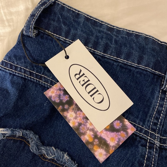 CIDER dark wash jean shorts - Picture 3 of 4